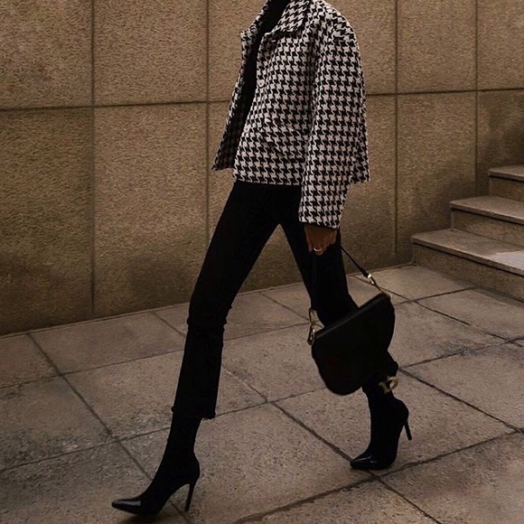 Jackets & Blazers - ▫️Looking for this jacket!!!